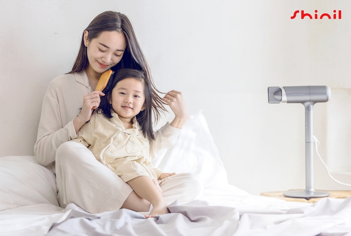 [서울=뉴시스] 신일 스탠딩 드라이어. (사진=신일전자 제공) 2023.04.21. photo@newsis.com *재판매 및 DB 금지