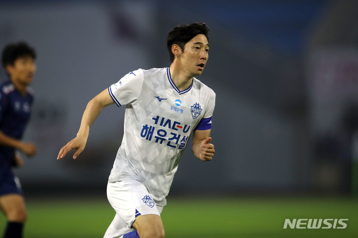 [서울=뉴시스]프로축구 K리그2 충남아산 박세직 (사진 = 프로축구연맹 제공)