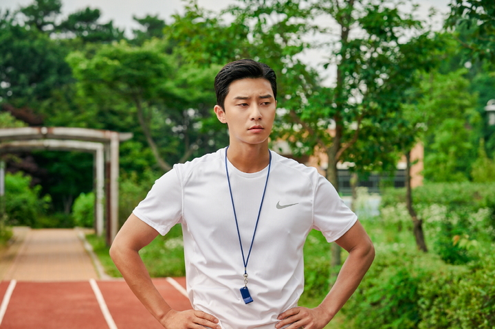 박서준 "안정은 없어요…계속 도전할 거예요"[인터뷰]