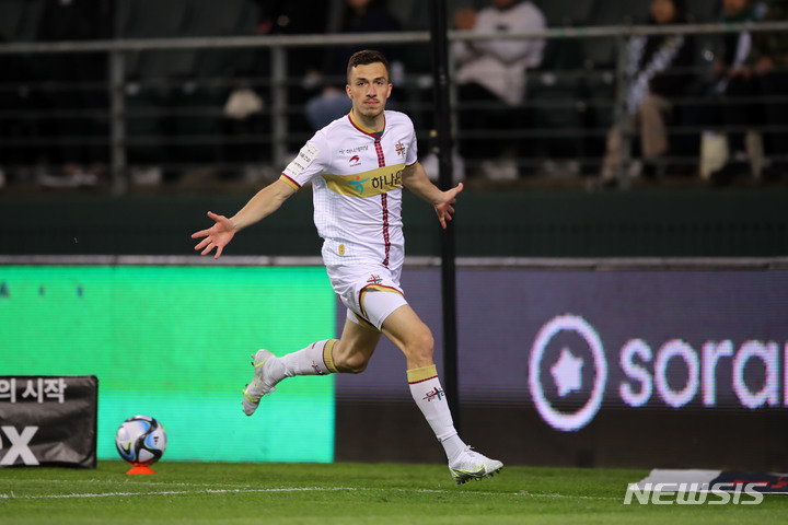 [서울=뉴시스]프로축구 대전 안톤, K리그1 9라운드 MVP (사진 = 프로축구연맹 제공)