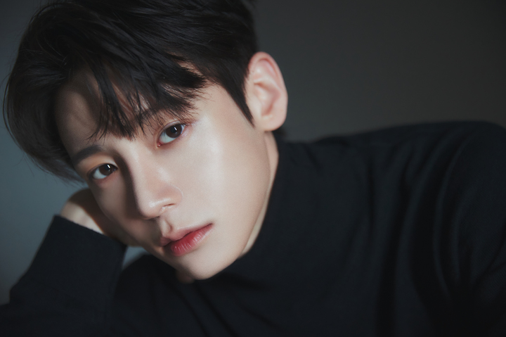 팔로워 총합 3000만 명을 보유한 인기 크리에이터 전창하가 27일 배우전향을 위한 새 프로필 사진을 공개했다.(사진=순이엔티 제공) *재판매 및 DB 금지