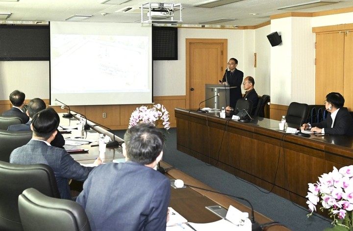 [대전=뉴시스] 조명휘 기자 = 대전 중구 '나라키움 대전통합청사' 건립 현안 점검 보고회가 3일 중구청 중회의실에서 열리고 있다. (사진= 중구청 제공) 2023.05.03. photo@newsis.com *재판매 및 DB 금지