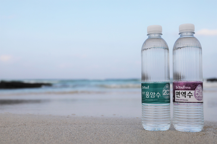 닥터유 제주용암수와 면역수. (사진=오리온 제공) *재판매 및 DB 금지