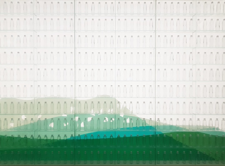 [제주=뉴시스] 주동일 기자 = 2일 제주시에 위치한 '제주용암수' 생산 공장. 2023.05.02. *재판매 및 DB 금지