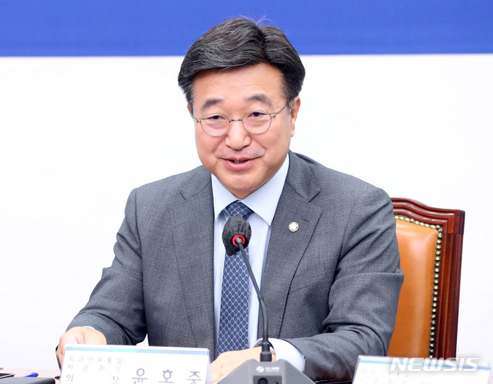 [서울=뉴시스] 전진환 기자 = 윤호중 더불어민주당 의원. 2023.05.04. amin2@newsis.com