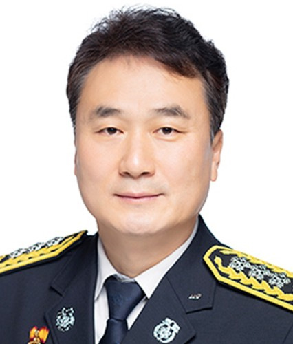 [서울=뉴시스] 윤석열 대통령이 4일 신임 소방청장에 남화영 소방청 차장을 인선했다. (사진=대통령실 제공) 2023.05.04. photo@newsis.com *재판매 및 DB 금지