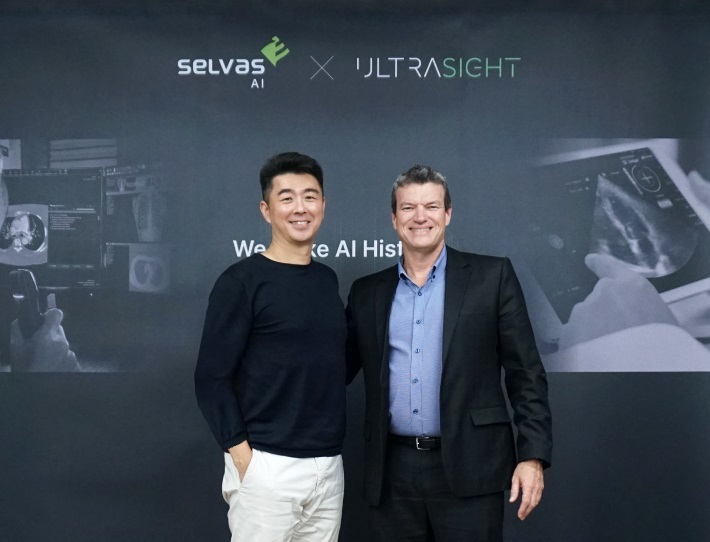 곽민철 셀바스AI 대표(왼쪽), 디비디 보트만 울트라사이트 대표(오른쪽). (사진=셀바스AI) *재판매 및 DB 금지
