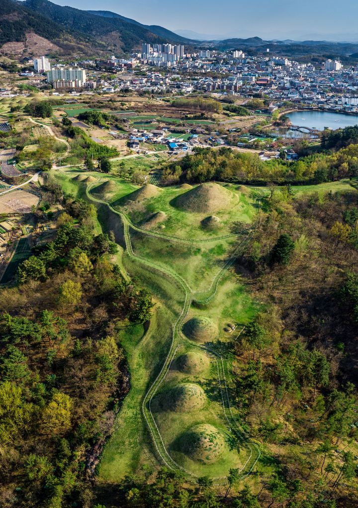 [서울=뉴시스] 경남 창녕 교동과 송현동고분군 (사진=문화재청 제공) 2023.05.11. photo@newsis.com *재판매 및 DB 금지