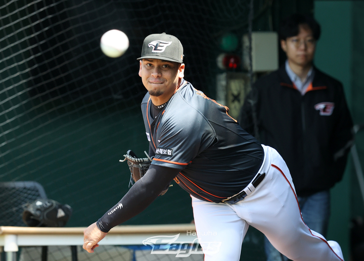 [서울=뉴시스] 한화 이글스 새 외국인 투수 리카르도 산체스(사진=한화 이글스 제공) *재판매 및 DB 금지