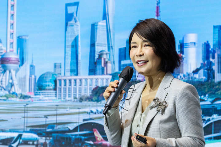 비비안 청 홍콩공항관리국(AAHK) 최고 운영 책임자가 11일 서울드래곤시티에서 열린 '월드 오브 위너스' 한국 캠페인 발표 행사에 참석해 발언하고 있다. (사진=홍콩국제공항 제공)(사진=홍콩국제공항 제공) photo@newsis.com *재판매 및 DB 금지