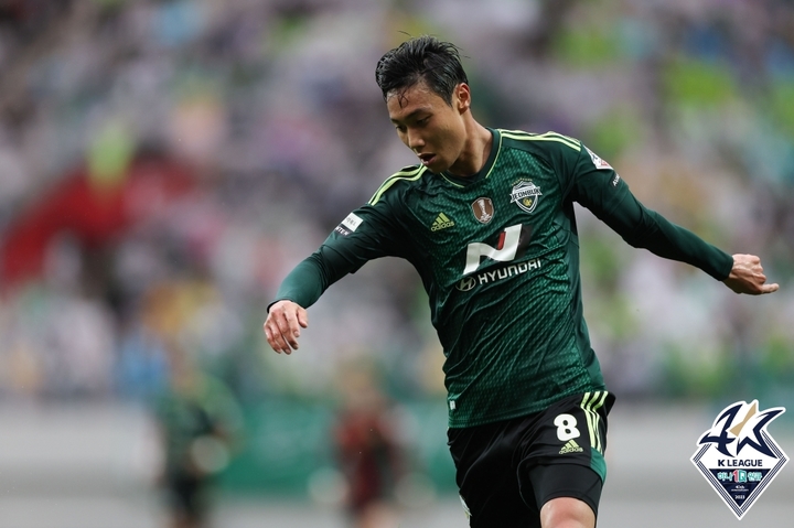 [서울=뉴시스]전북 현대 백승호. (사진=프로축구연맹 제공)