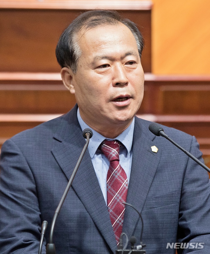 김영일 군산시의회 의장