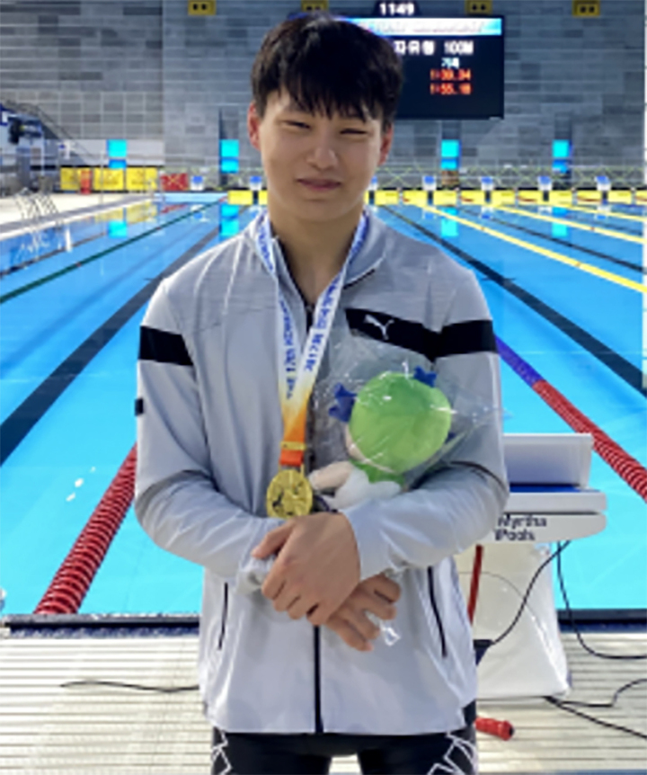 [광주=뉴시스] 광주 장애수영 선수 안성빈(풍암고). (사진=광주장애인체육회 제공). photo@newsis.com *재판매 및 DB 금지