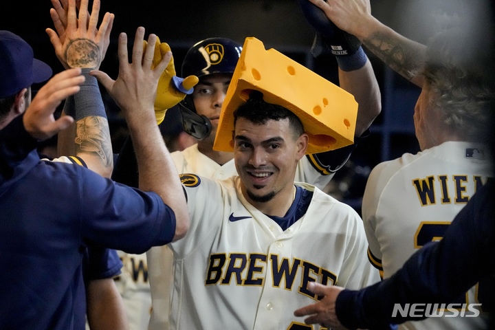 [밀워키=AP/뉴시스]밀워키 브루어스 윌리 아다메스. 2023.05.25.