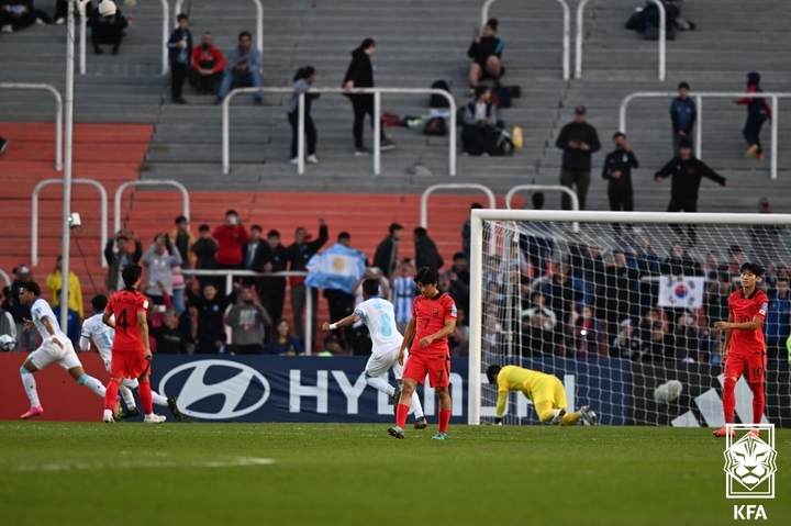 [서울=뉴시스]온두라스에 0-2로 끌려간 김은중호. (사진=대한축구협회 제공)