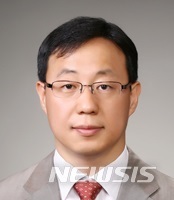 [서울=뉴시스] 김영중 신임 고용정보원장