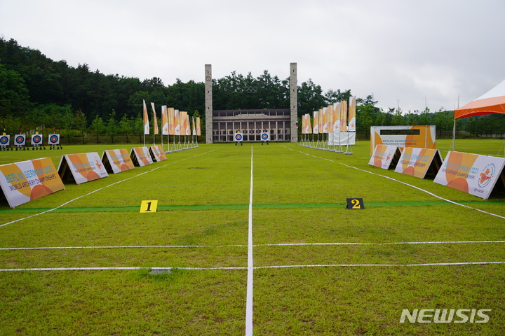 [서울=뉴시스]양궁 세계선수권대회 대비 국가대표 스페셜 매치 (사진 = 대한양궁협회 제공)