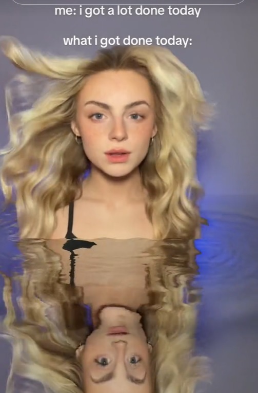 미국의 틱톡커 제나 르네가 29일 자신의 틱톡 계정에 올린 인어공주 숏폼 영상.(출처 : 틱톡 계정 'jennarenee.s' 영상 캡처) *재판매 및 DB 금지