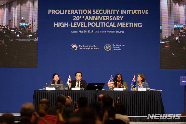 [제주=뉴시스]30일 제주에서 확산방지구상(PSI) 20주년 첫째 날 일정으로 PSI 20주년 기념 고위급 회의가 개최됐다.&nbsp; (사진=외교부 제공) 2023.05.30. photo@newsis.com