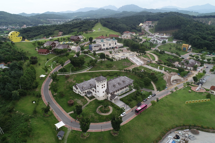 [전주=뉴시스] 드론 사진(임실츠지테마파크 모습). *재판매 및 DB 금지