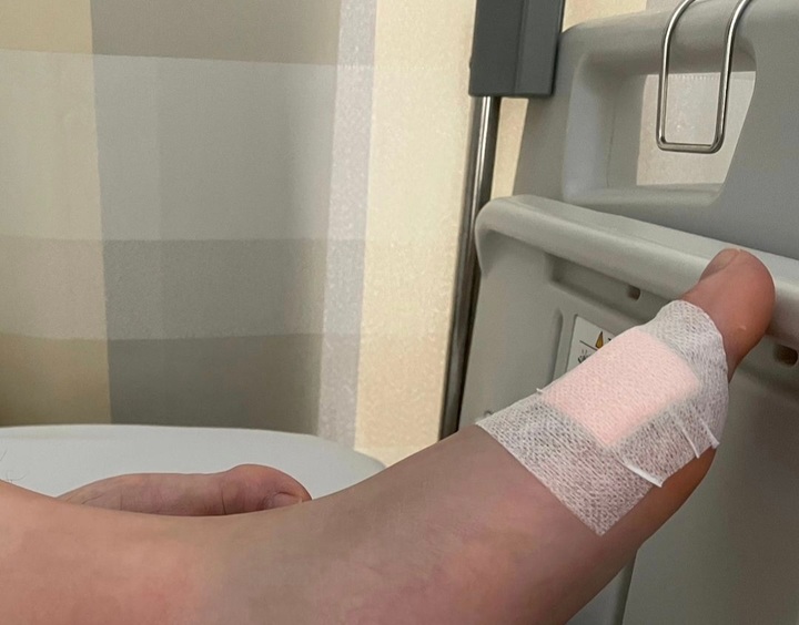 [서울=뉴시스] 배우 임강성이 독사에 물려 병원에 입원 중이다. (사진=임강성 인스타그램 캡처) 2023.05.31. photo@newsis.com *재판매 및 DB 금지 *재판매 및 DB 금지