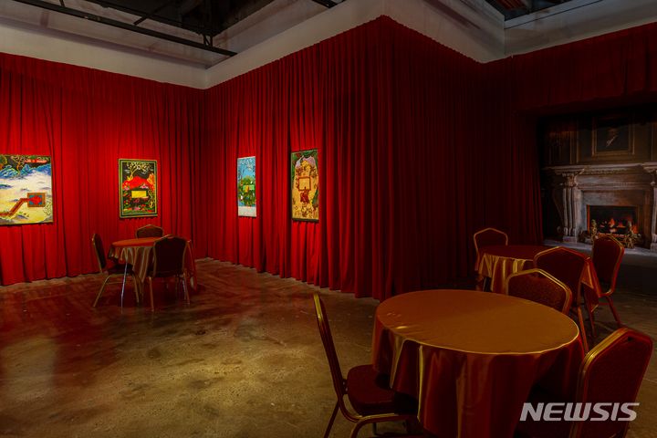 [광주=뉴시스] 김혜인 기자 = 최근 별세한 제14회 광주비엔날레 참여 작가 바킷부비카노바의 작품. 2023.05.31. (사진=광주비엔날레 제공) photo@newsis.com