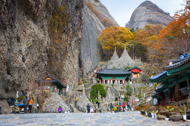 진안 마이산 탑사. (사진=한국관광공사 제공) photo@newsis.com *재판매 및 DB 금지