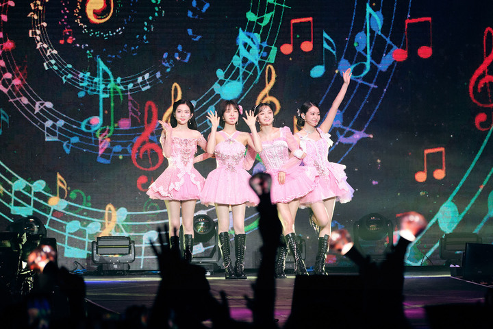 [서울=뉴시스] 레드벨벳 독일 네덜란드 콘서트 현장 2023.06.01. (사진= SM엔터테인먼트 제공) photo@newsis.com *재판매 및 DB 금지