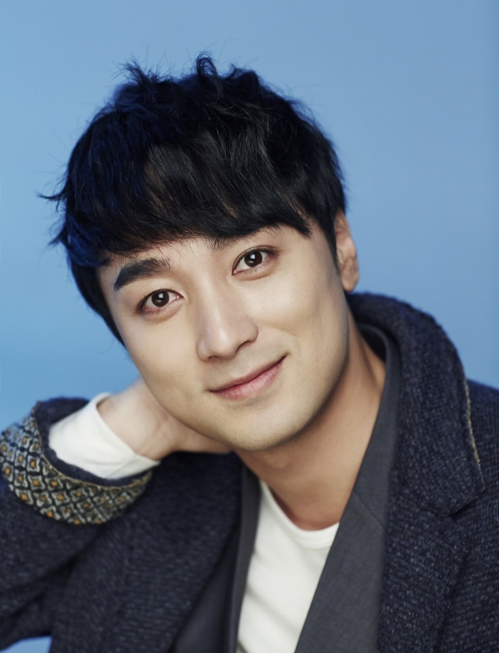 [서울=뉴시스] 개그맨 황제성 2023.06.01. (사진= SM C&C 제공) photo@newsis.com *재판매 및 DB 금지