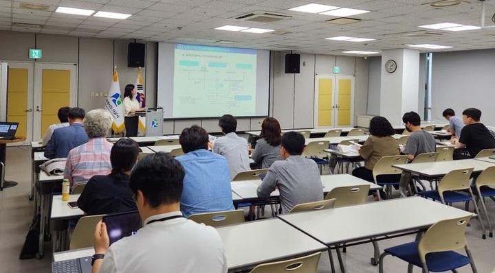 [진주=뉴시스]국토안전관리원, 설계안전성검토 컨설팅 진행. *재판매 및 DB 금지