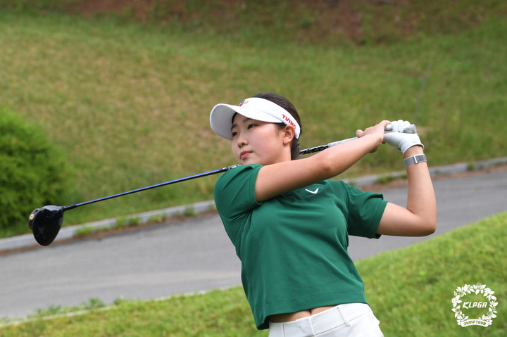 [서울=뉴시스]KLPGA 2023 그랜드·삼대인 점프투어 6차전 우승자 조이안. 2023.06.01. (사진=KLPGA 제공) *재판매 및 DB 금지