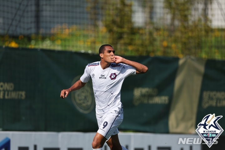 [서울=뉴시스]프로축구 K리그2 충북청주 조르지 (사진 = 프로축구연맹 제공)