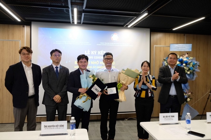 [전주=뉴시스] 5일 전북창조경제혁신센터는 베트남 호찌민시 과학기술부와 ‘양국 간 기업가정신 및 스타트업 생태계 발전을 위한 국제 협력 촉진 MOU’를 체결했다. 2023.06.05 (사진= 전북창조경제혁신센터 제공) *재판매 및 DB 금지