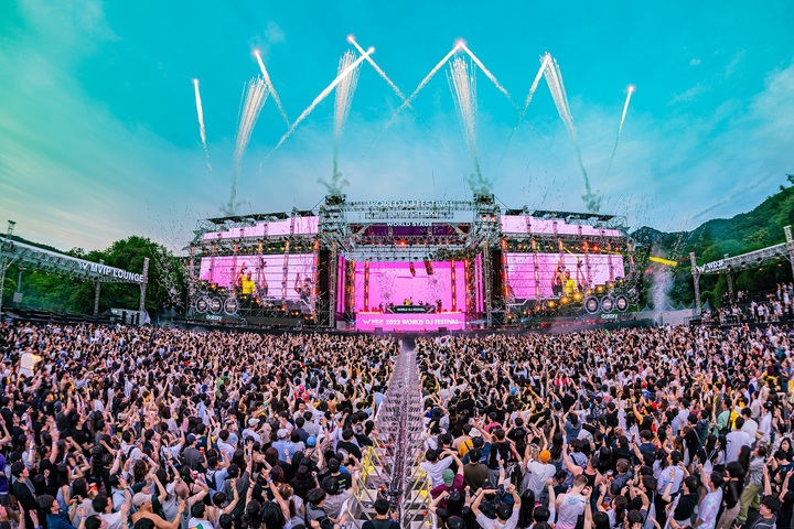 [서울=뉴시스] '2023 월드 디제이 페스티벌' 현장. 2023.06.05. (사진 = BEPC 탄젠트 제공) photo@newsis.com *재판매 및 DB 금지