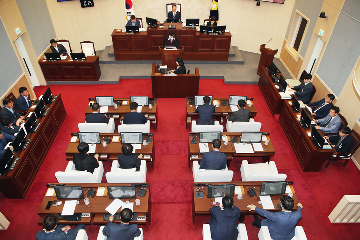 밀양시의회, 제244회 제1차 정례회 개회…행정사무 감사