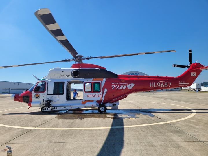[서울=뉴시스] 소방헬기. (사진=소방청 제공) 2023.06.07. *재판매 및 DB 금지 *재판매 및 DB 금지