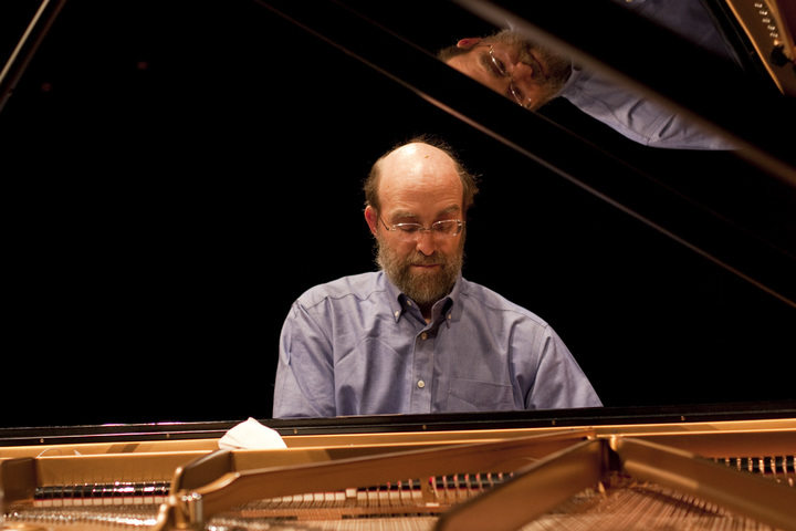 [서울=뉴시스] 조지 윈스턴. 2023.06.07. (사진 = 소니뮤직 제공) photo@newsis.com *재판매 및 DB 금지