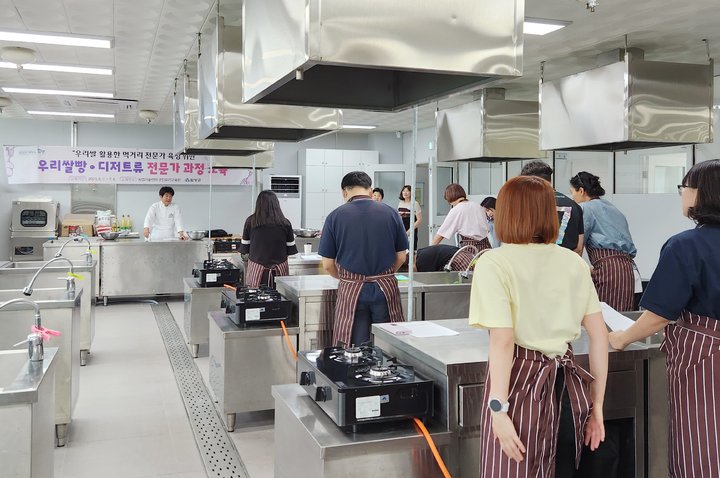 [함양소식]함양군문화예술회관, 뮤지컬 ‘만복이네 떡집’ 공연 등