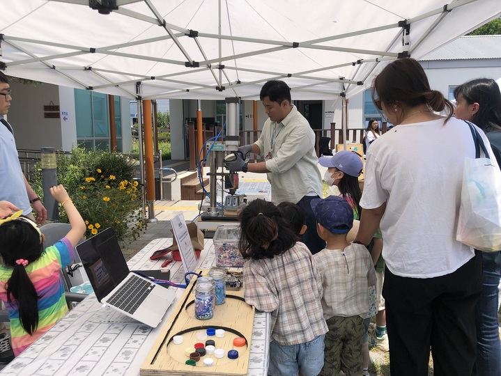 [창원=뉴시스] 강경국 기자 = 경남 창원시 주남환경학교가 환경의 달을 맞아 7일 제2회 초록누리날 행사를 개최하고 있다. (사진=창원시청 제공). 2023.06.08. photo@newsis.com<br style="letter-spacing: -0.5px;"> *재판매 및 DB 금지