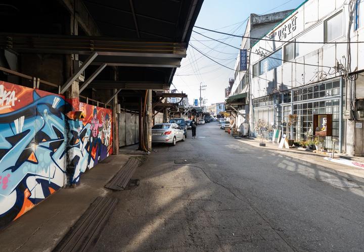 [서울=뉴시스]문래동 기계금속 집적지 전경.