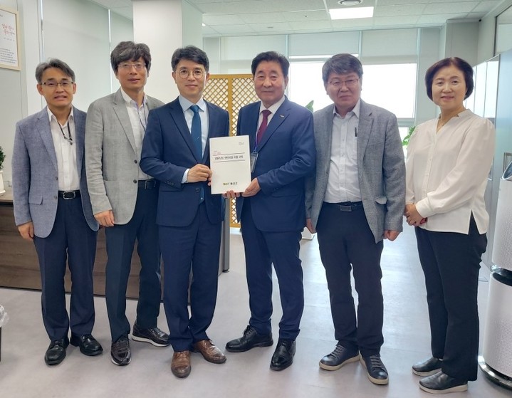 8일 김명기 횡성군수가 내년도 국비 확보를 위해 중앙부처 방문했다. *재판매 및 DB 금지