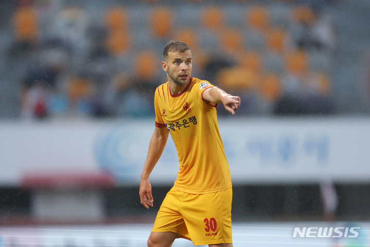 [서울=뉴시스]프로축구 K리그1 광주FC 토마스 (사진 = 프로축구연맹 제공)