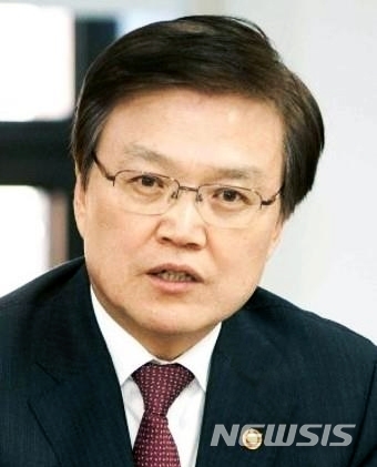 [서울=뉴시스] KT 사외이사에 추천된 최양희 전 미래부 장관. (사진=뉴시스 DB_ *재판매 및 DB 금지