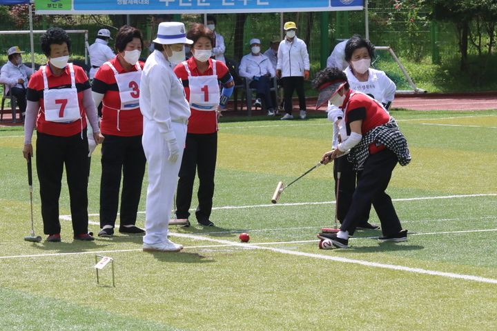 [전주=뉴시스] 2022 전북어르신생활체육대회 모습. *재판매 및 DB 금지