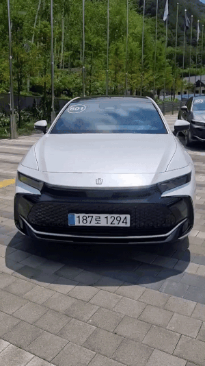 [정선=뉴시스] 토요타 크라운 외관.(사진=안경무 기자) 2023.6.9 photo@newsis.com *재판매 및 DB 금지 *재판매 및 DB 금지