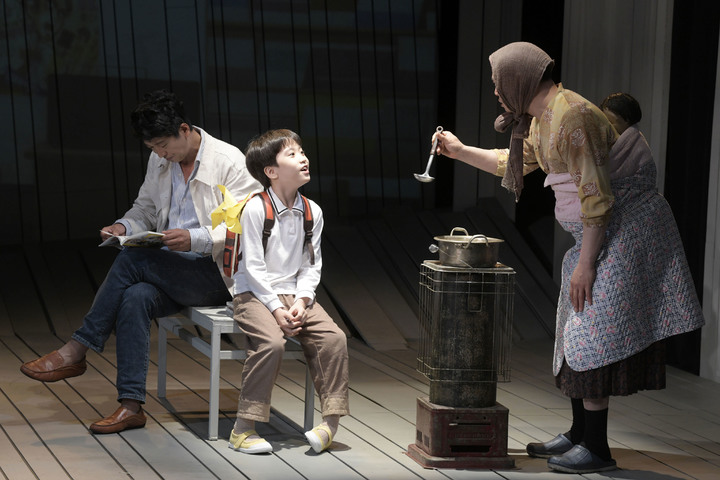 [진주=뉴시스] '서교동에서 죽다' 공연. *재판매 및 DB 금지