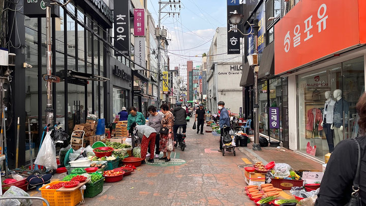 [진주=뉴시스] 진주시 중앙 새벽시장 모습. *재판매 및 DB 금지