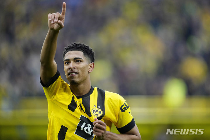 [도르트문트=AP/뉴시스]레알 마드리드로 이적하는 벨링엄. 2023.04.22.
