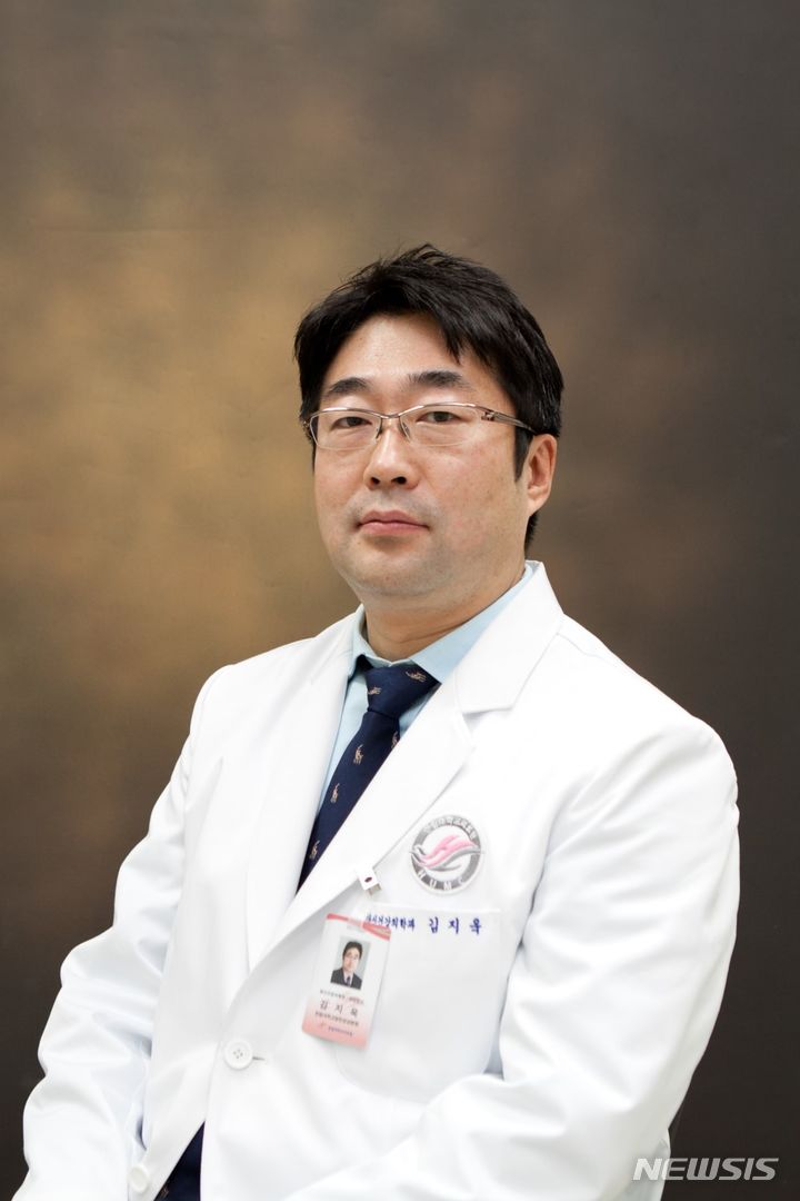 [서울=뉴시스]김지욱 한림대동탄성심병원 정신건강의학과 교수. (사진= 한림대동탄성심병원 제공) 2023.06.14. photo@newsis.com. 