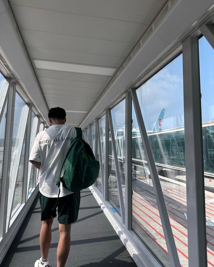 [서울=뉴시스] 축구선수 출신 방송인 안정환의 아내 이혜원이 15일 자신의 인스타그램에 아들의 근황을 전했다. (사진=이혜원 인스타그램 캡처) 2023.06.15. photo@newsis.com *재판매 및 DB 금지